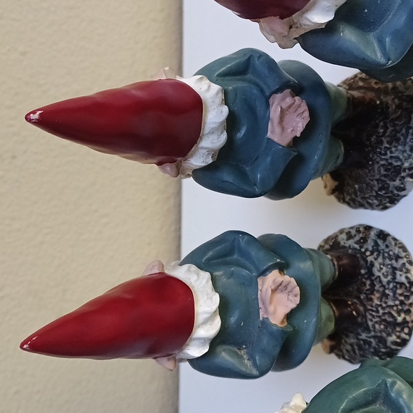 4 Garden Gnomes | Miniature Statues | 6 in height - Picture 4 of 6